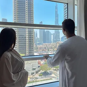 فندق دبل تري باي هيلتون - الخليج التجاري