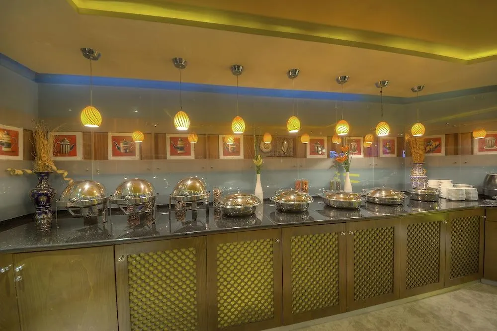 Fortune Grand Hotel Dubai 4*,